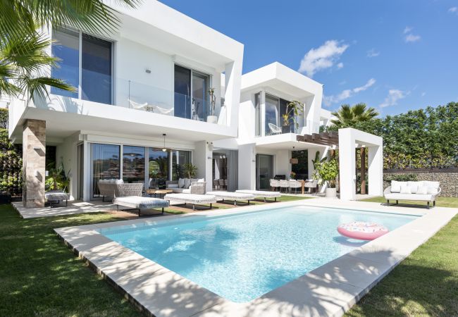 Villa/Dettached house in Marbella - Casa Senses (R4671166)